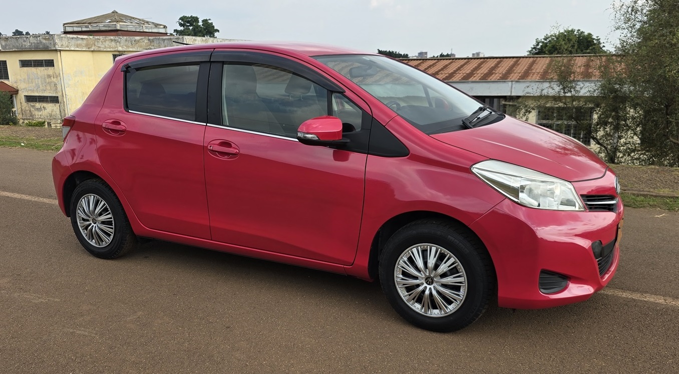 toyota yaris 2012